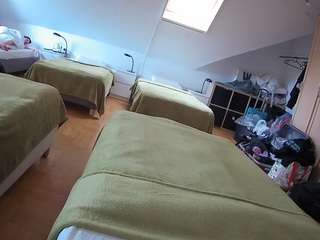 voyeurcam-julmodels-bed-1 - Live HD Webcam