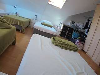 Julmodels Bedroom-D1