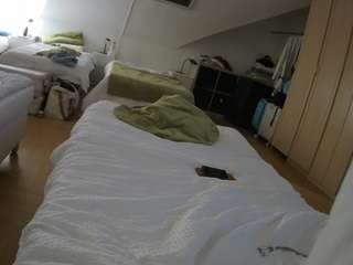 voyeurcam-julmodels-bed-1 Sex Cam Show