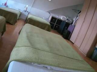 voyeurcam-julmodels-bed-1