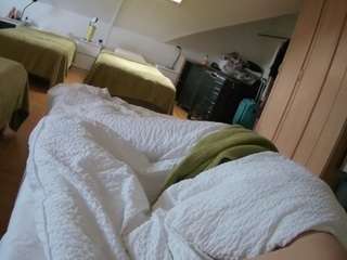 voyeurcam-julmodels-bed-1