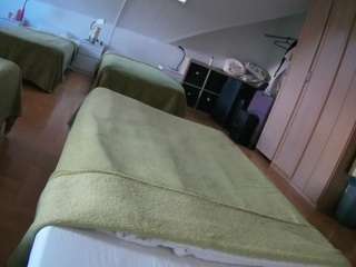 voyeurcam-julmodels-bed-1