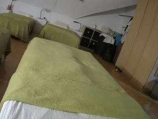 voyeurcam-julmodels-bed-1