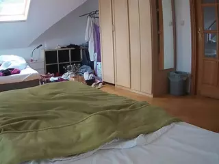 Julmodels Bedroom-D1's Live Sex Cam Show