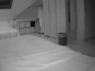 Julmodels Bedroom-D1's Live Sex Cam Show