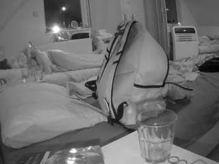 Voyeurcam-julmodels-bed-2