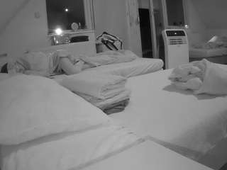 voyeurcam-julmodels-bed-2 camsoda Free Voyer Cams 