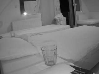 voyeurcam-julmodels-bed-2 Adult Cam Models camsoda