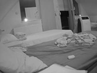 Gemma Ward Nude camsoda voyeurcam-julmodels-bed-2