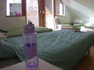 Male Cam Models camsoda voyeurcam-julmodels-bed-2