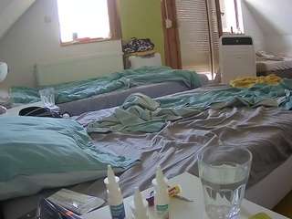 Asain Cam Models camsoda voyeurcam-julmodels-bed-2