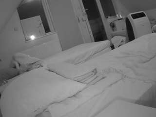 voyeurcam-julmodels-bed-2 camsoda Bokep Liveshow 