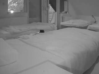 voyeurcam-julmod... Live Webcam on CamSoda