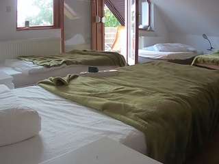 voyeurcam-julmodels-bed-2