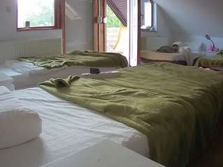 voyeurcam-julmodels-bed-2