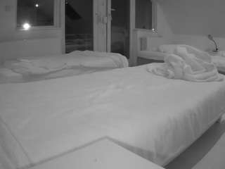 voyeurcam-julmod... Live Webcam on CamSoda