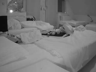voyeurcam-julmod... Live Webcam on CamSoda