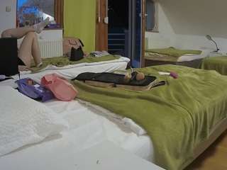 voyeurcam-julmodels-bed-2 Modèle Webcam Profil