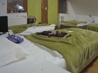 voyeurcam-julmodels-bed-2 Modèle Webcam Profil