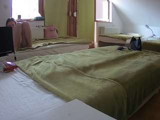 voyeurcam-julmodels-bed-2 Webcam Model Profile
