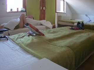 voyeurcam-julmodels-bed-2 Modèle Webcam Profil