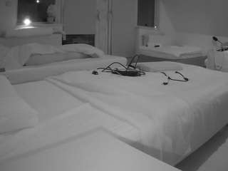 voyeurcam-julmod... Live Webcam on CamSoda