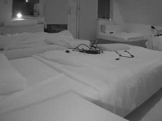 voyeurcam-julmod... Live Webcam on CamSoda
