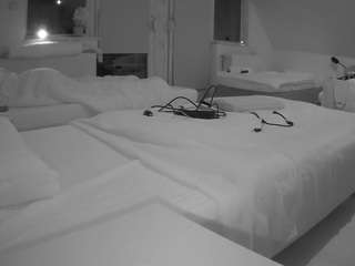voyeurcam-julmod... Live Webcam on CamSoda
