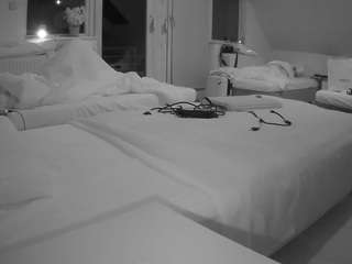 voyeurcam-julmod... Live Webcam on CamSoda