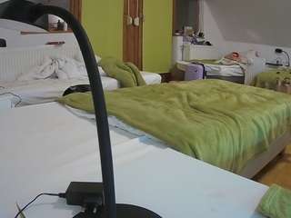 Live Sex Chat with Julmodels Bedroom-D2 (@voyeurcam-julmodels-bed-2)