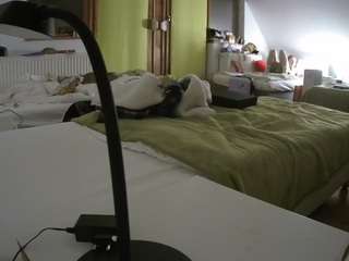 voyeurcam-julmodels-bed-2