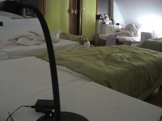 voyeurcam-julmodels-bed-2