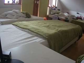 Julmodels Bedroom-D2 live webcam on Soda Cams