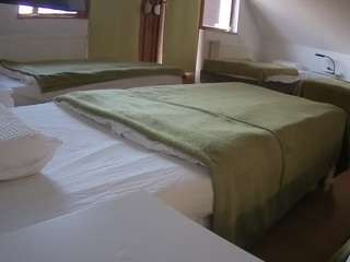 voyeurcam-julmodels-bed-2