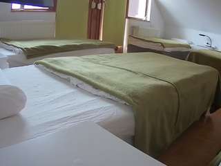 voyeurcam-julmodels-bed-2 webcam model