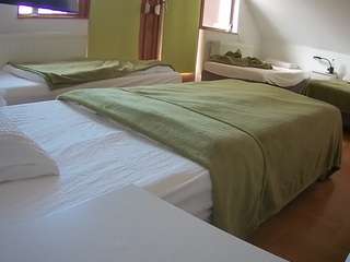 voyeurcam-julmodels-bed-2