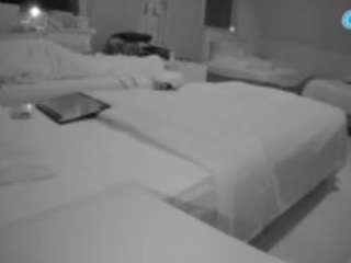 voyeurcam-julmodels-bed-2