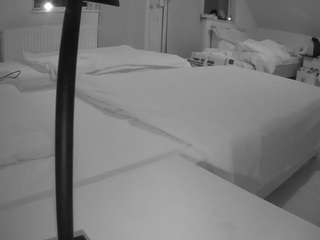 voyeurcam-julmod... Live Webcam on CamSoda