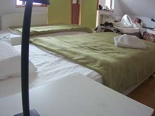 Julmodels Bedroom-D2 live webcam on Soda Cams