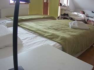 Julmodels Bedroom-D2 live webcam on Soda Cams