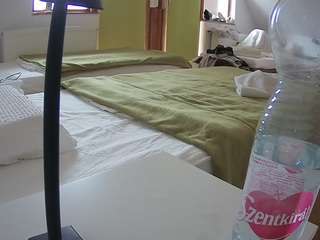 voyeurcam-julmodels-bed-2 Pov live webcam