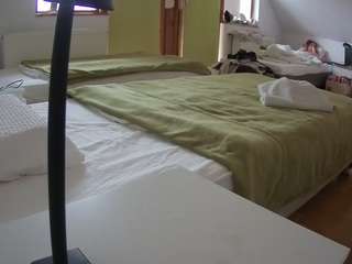 voyeurcam-julmodels-bed-2 Smoking live webcam