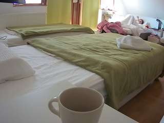 voyeurcam-julmodels-bed-2 live cam profile