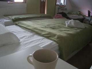 voyeurcam-julmodels-bed-2