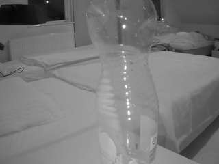 voyeurcam-julmodels-bed-2