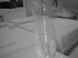 voyeurcam-julmodels-bed-2 live cam profile