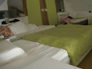 voyeurcam-julmodels-bed-2 live cam profile