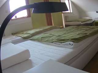voyeurcam-julmodels-bed-2