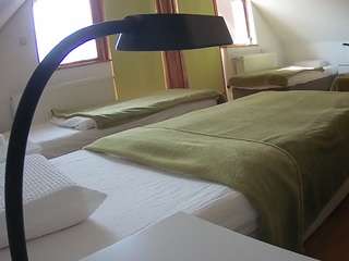 voyeurcam-julmodels-bed-2