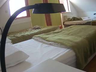voyeurcam-julmodels-bed-2